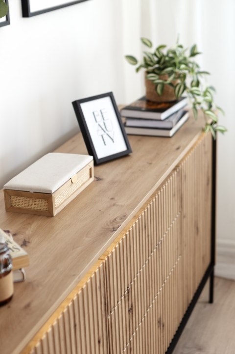 Komoda TREND TR-01 166 cm z LED - dąb artisan/czarny