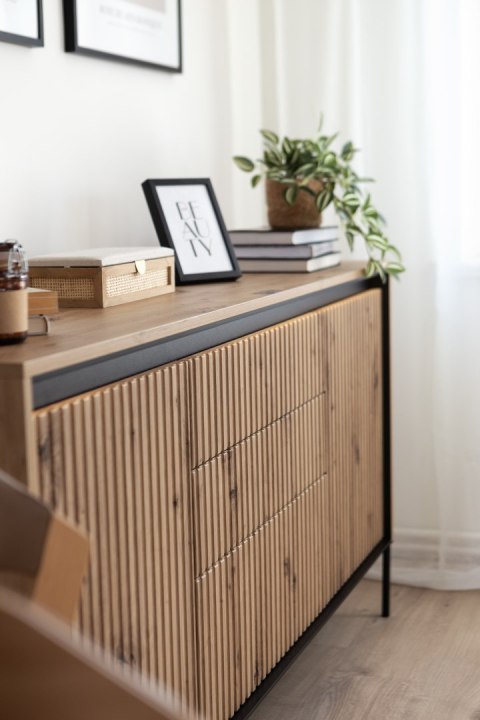 Komoda TREND TR-01 166 cm z LED - dąb artisan/czarny